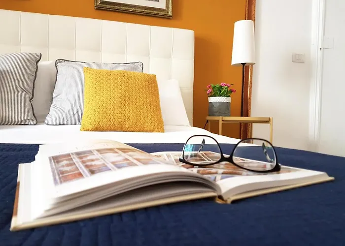 Room In Bb Rom