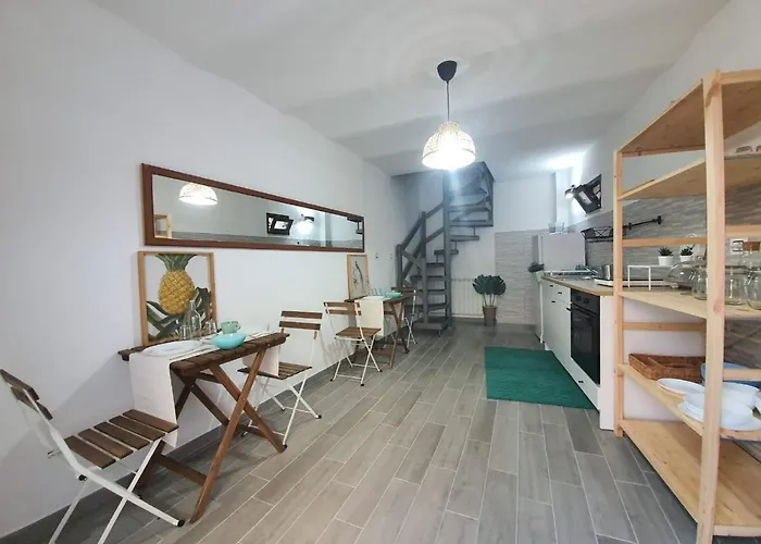 Di Nora - Fondi Holiday Rooms