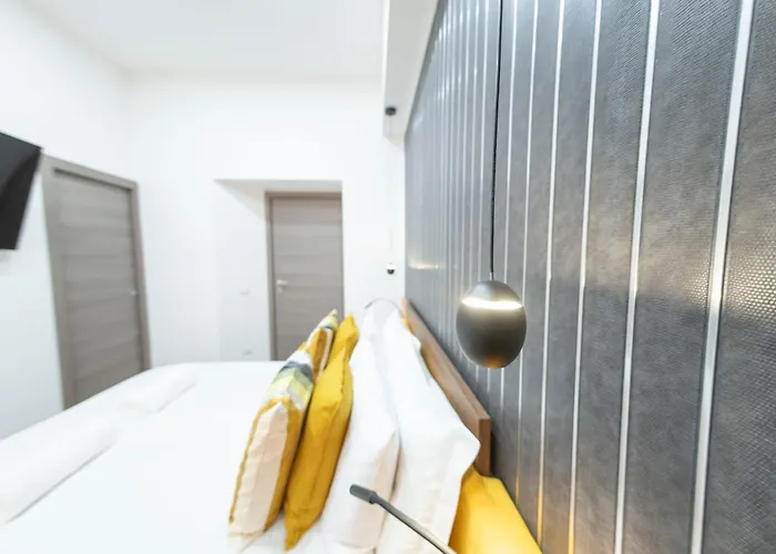 Cola Suites Apartments Rome