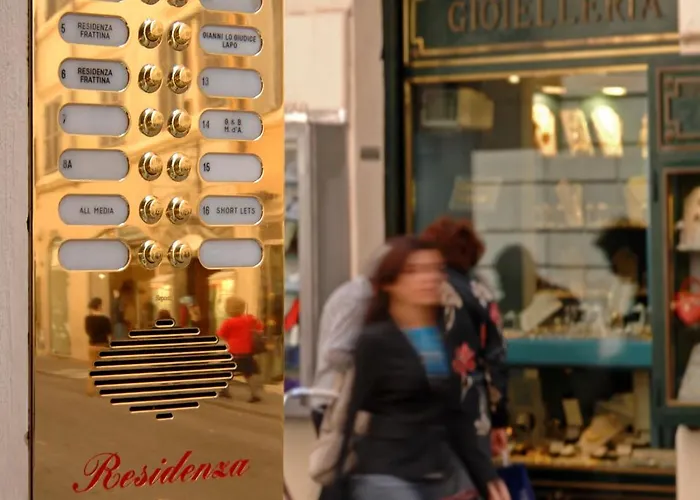 Residenza Frattina Otel Roma