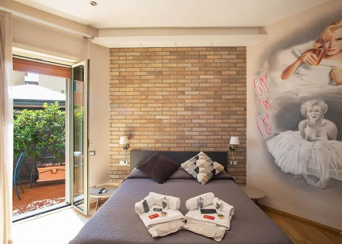 Little Rock Guest House Gaeta