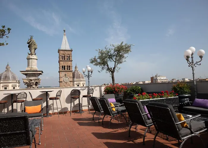 Rome Hotels for Romantic Getaway near Roman Forum