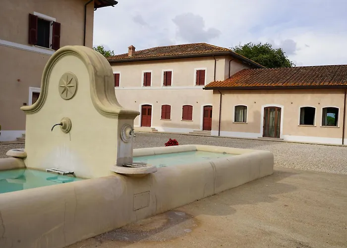 Vilas com Piscina Privada em Roma