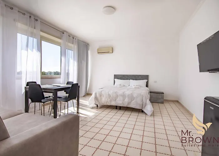 Mr Brown Home And Suites Rome