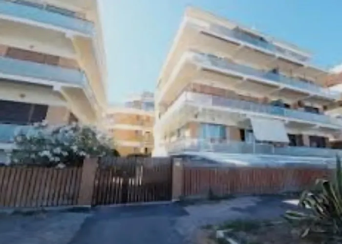 Luxusvillen in Lido di Ostia
