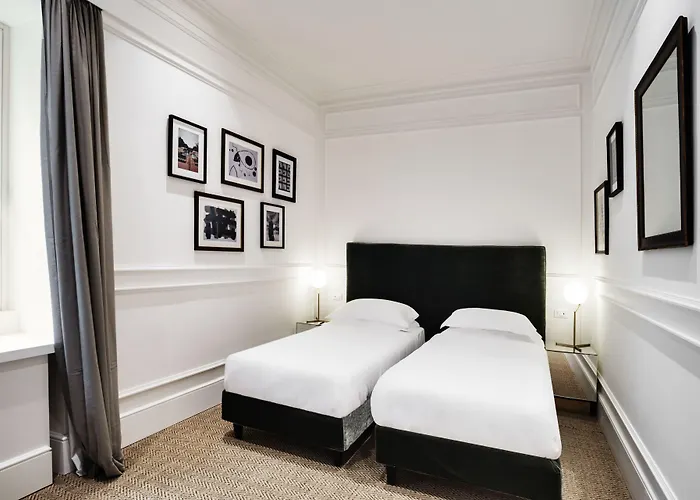 The Shire Hotel Rom
