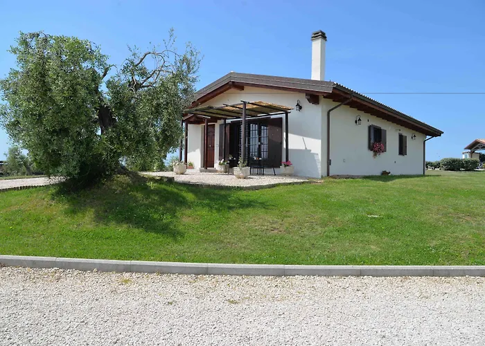 Villa La collina delle fonti Aprilia