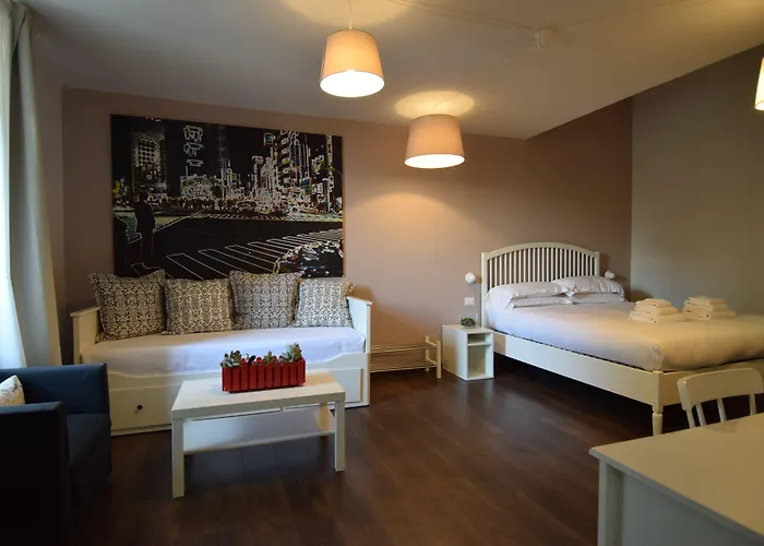 Tivoli hotels near Cascata dell'Aniene