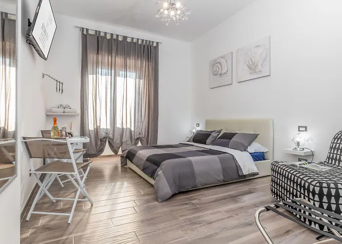Scirocco Rooms Civitavecchia