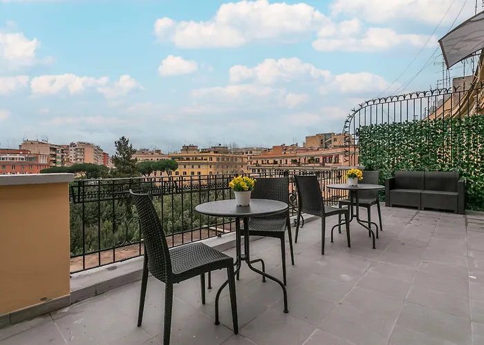Re Di Roma Rooftop
