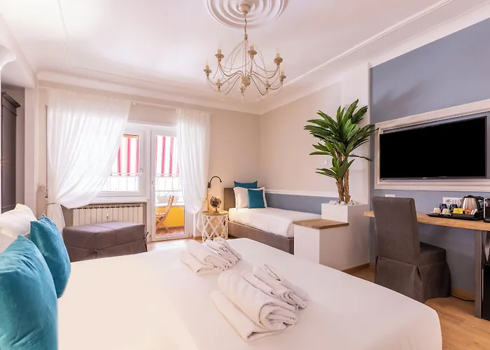Trastevere Paper Suites Rom