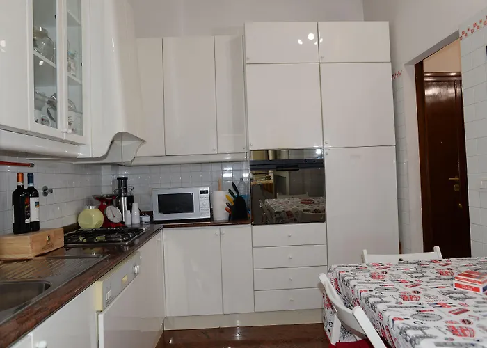 Single room in cozy&comfortable apartment Rzym