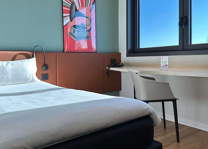 Ibis Roma Fiera Hotel