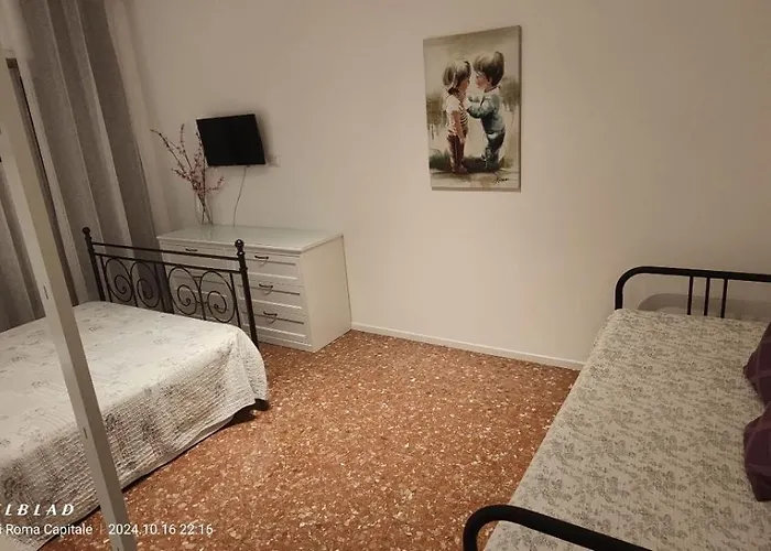 Sergio Tourist Rental Close Tiburtina Station Rzym