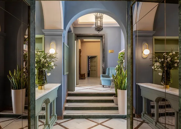 Rome hotels near Largo di Torre Argentina