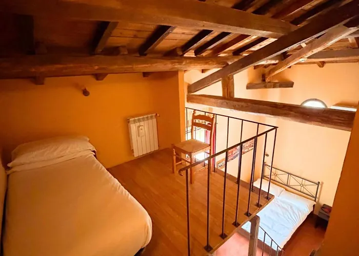 Holiday Cottages in Rome