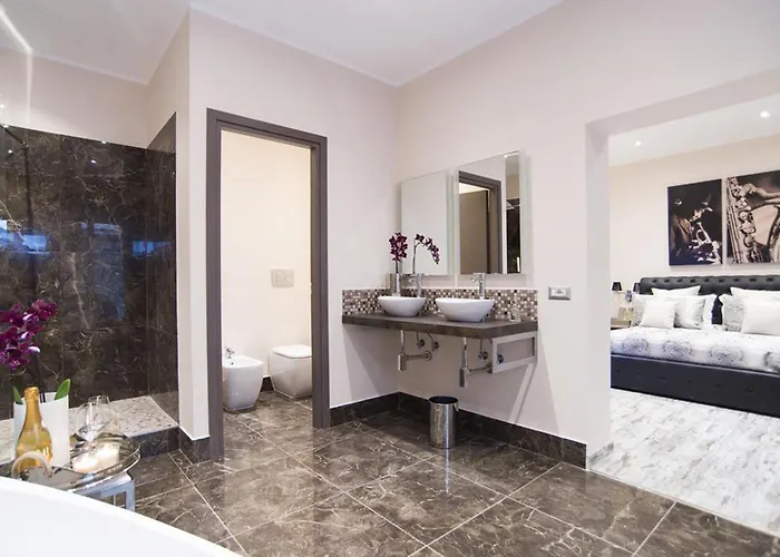 Rome hotels near Quirinal Palace