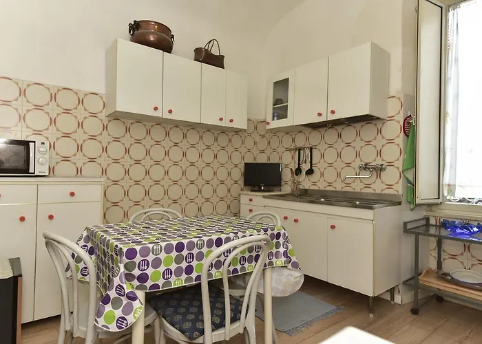 Nicole Rooms Roma