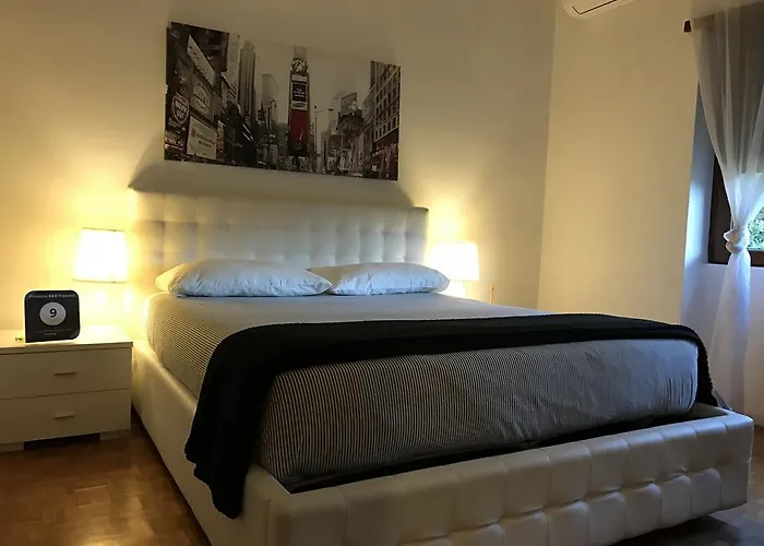 Frascati hotels near Frascati Centro storico