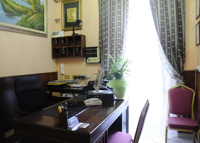 Hotel Farini Ρώμη