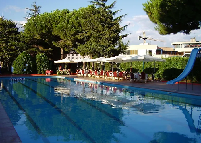 Latina Cheap Hotels