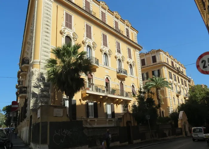 Rome Charming House Bed & Breakfast