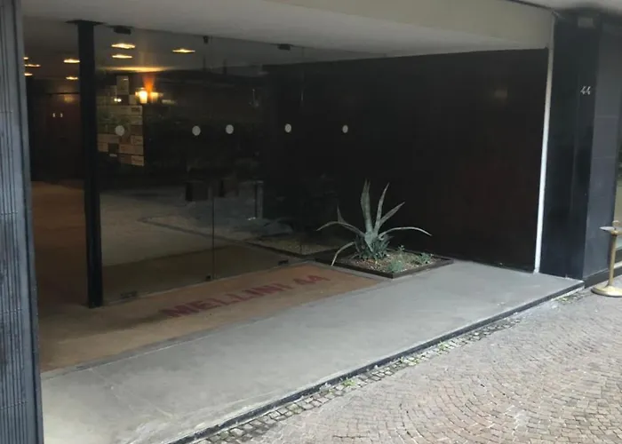 Mellini Palace Suites By Premium Suites Collection Rom