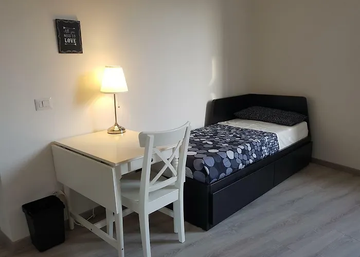 Pigneto 77 Otel Roma